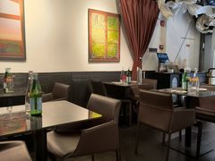 -LESCEDARS Brasserie Bistro香柏树
