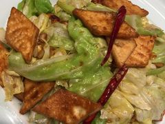 包包菜炒馕-巴依老爷新疆美食(望京小街店)