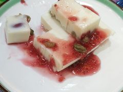 树莓酱奶豆腐-新疆巴州金丝特餐厅(大钟寺店)