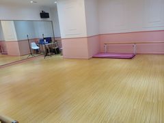-爱德米乐艺术学院(西宸天街校区)
