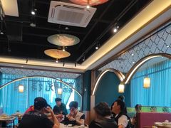 -悦得闲广式点心茶楼(蓝鲸世界店)