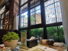 -正苑26年海鲜烤肉•牛尾汤汤饭(东港店)