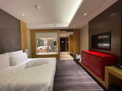 -青岛富力艾美酒店