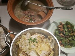 -老街烧烤大排档·地道湖北菜·龙虾馆(汉口火车站店)
