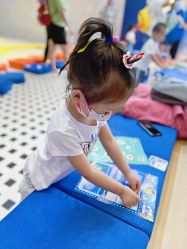 -小鸡哆哆故事屋·儿童乐园(嘉里城店)