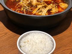 -渝是乎酸菜鱼(龙旗购物中心店)