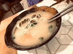 -十面欢腾·海鲜面·台式Bistro(长乐路店)