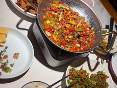 -湘西小馆(滨河路店)