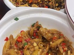 -湖南人家湘菜馆(镇江路店)