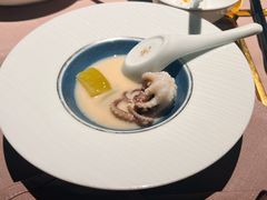 酸菜煮望潮-新荣记(南京西路店)