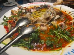 -坛宗剁椒鱼头(河西王府井店)