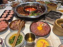 -卤校长老火锅(杨家坪直营店)