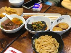 -黑白电视长沙小吃(美林M·LIVE天地东座店)