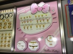 -周大福 CHOW TAI FOOK(新世界百货崇文店)