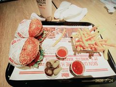 -The Habit Burger Grill 哈比特汉堡(复兴soho店)