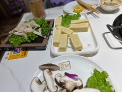 -和兴记潮汕牛肉火锅(太原街万达店)