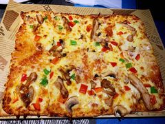 香草烤鸡意大利薄饼-魔膳厨房·果木牛排·西餐厅(MM2店)