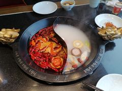 -重庆德庄火锅(体育中心店)