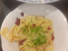 -国人川菜(李家村建东街店)