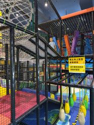 -反弹蹦床公园·亲子乐园·团建·派对(尚品奥莱店)