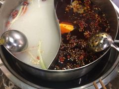 鸳鸯锅底-大斌家串串火锅(万国城店)