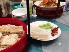 -一家人(凯旋路店)