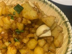 -万重锦·人文川菜馆(骡马市店)