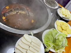 -北京龙庆四季香农家饭庄·灶台鱼·碳烤虹鳟鱼(龙庆峡店)