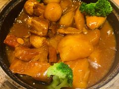 -小镇大厨新概念复合中餐厅(万达广场大连高新店)