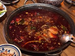 -旧街市鲜货老火锅(大光路店)