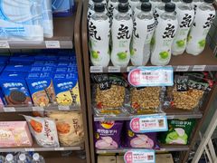 零售区-全家便利店(上体场站店)