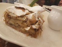 苹果卷-中央咖啡馆