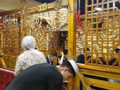 大堂-清真·东拉黑炭火烤羊腿(世通·国际店)
