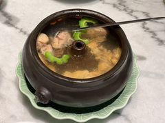 金不换汽锅鸡-中8楼风尚云南菜(颐堤港店)