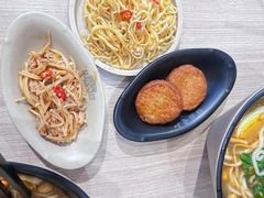 -桂在香知桂林米粉(红博中央公园店)