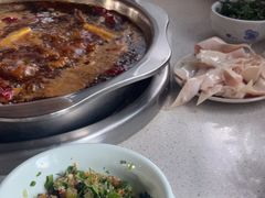 -九尺赵老四鲜鹅肠火锅