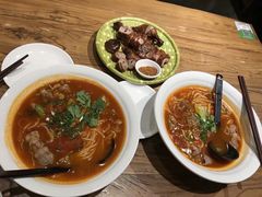 -茶花妹子云南餐厅(传媒大学店)