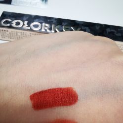 -WOW COLOUR