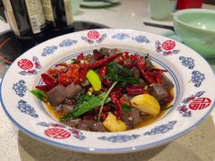 贵阳夜市火爆鸡血-黔渔翁豆花渎鱼(喷水池店)