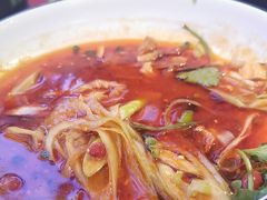 -川流不息·地道川菜·小龙虾(新松江路店)