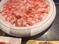 -宽板凳老灶火锅(台湾街店)