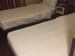 -香港华美达海景酒店
