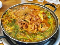 土豆排骨火锅-喇喇排骨火锅·传统韩式脊骨汤(望京西园总店)