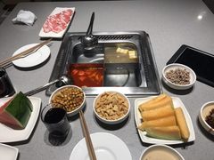 -海底捞火锅鲜切牛肉主题店(长寿路店)