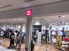 -优衣库(郑州丹尼斯大卫城店)