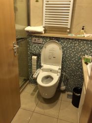 -海豚湾高端月子会所(黄浦店)