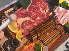 -轻烧烤肉(光谷步行街店)