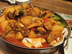 大盘鸡自带皮带面-贯贯吉·清真餐厅(浙江中路店)