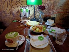 -动动咖啡清真西餐厅