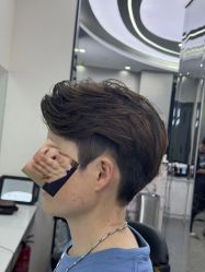 -MOVAN  HAIR莫凡匠人发型屋